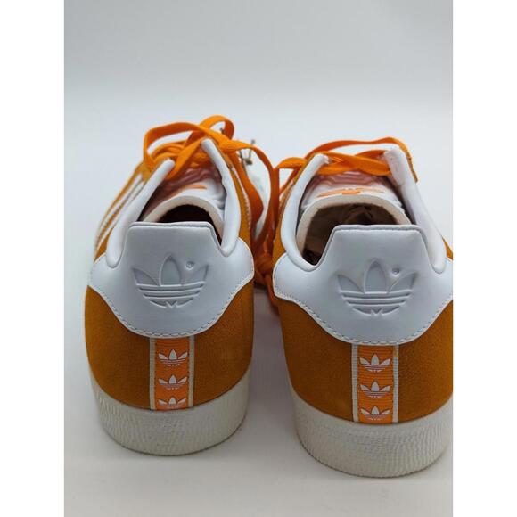 Mens Size 9 / Women's 10 Adidas Gazelle Shoes Equipment Orange White IG2091 New - Picture 3 of 6